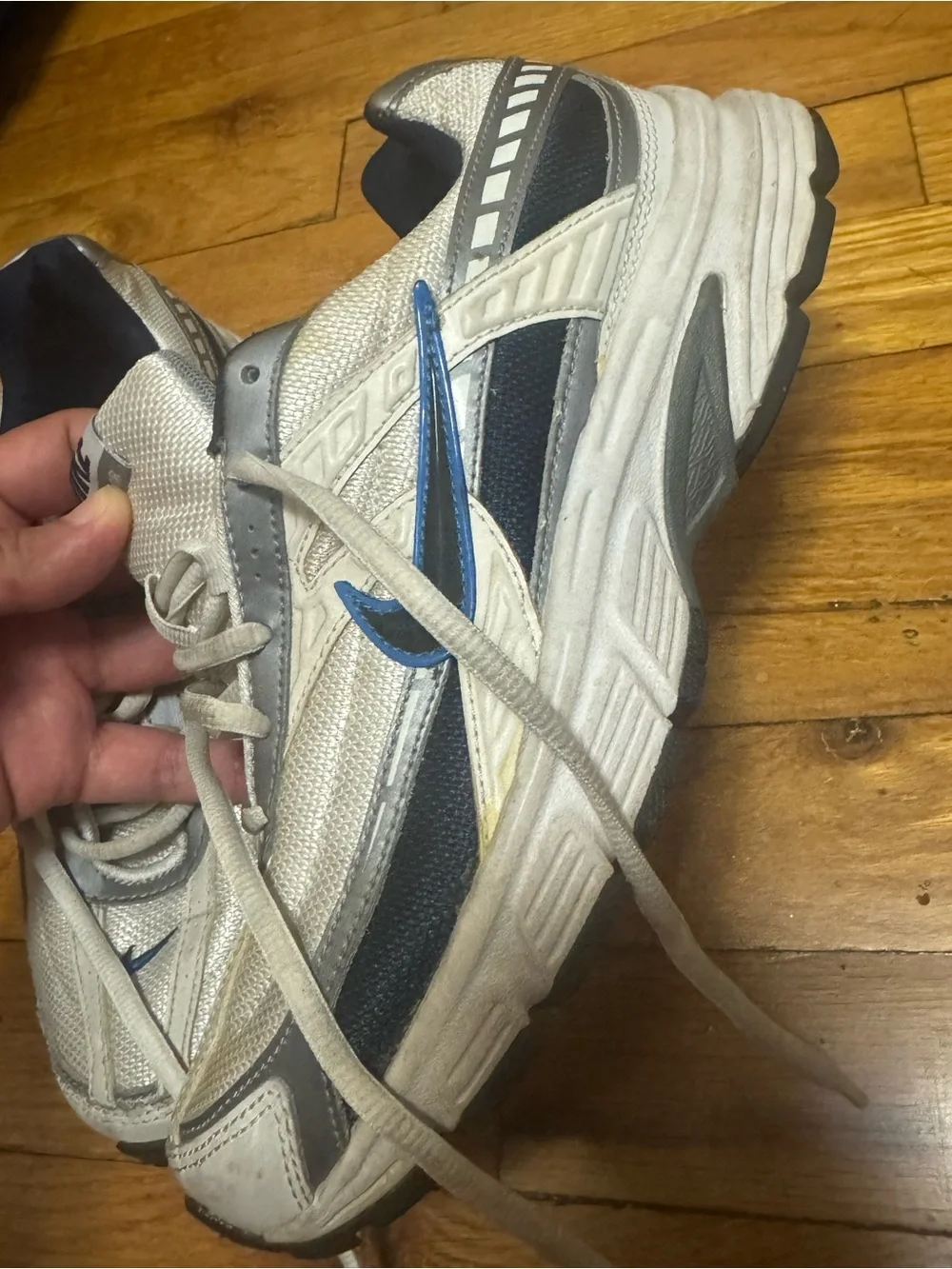 Nike Men’s White and Blue Initiator Athletic Shoes